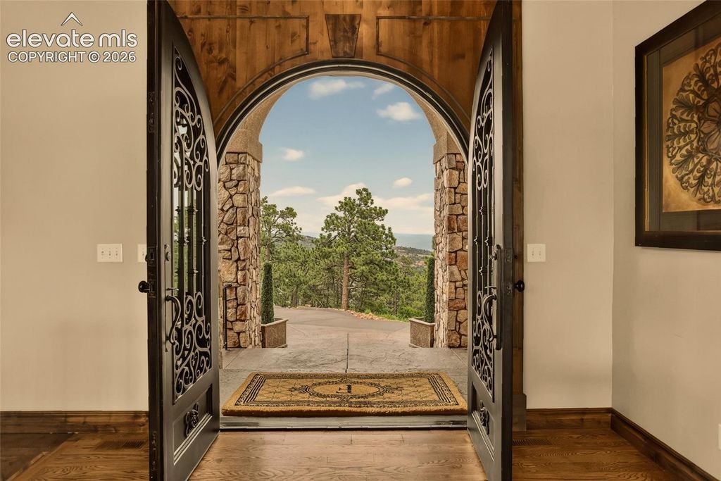 4565 Monitor Rock Lane, Colorado Springs, CO 80904 — photo 3