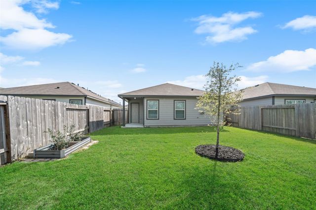 10527 Red Orchid Drive, Houston, TX 77016