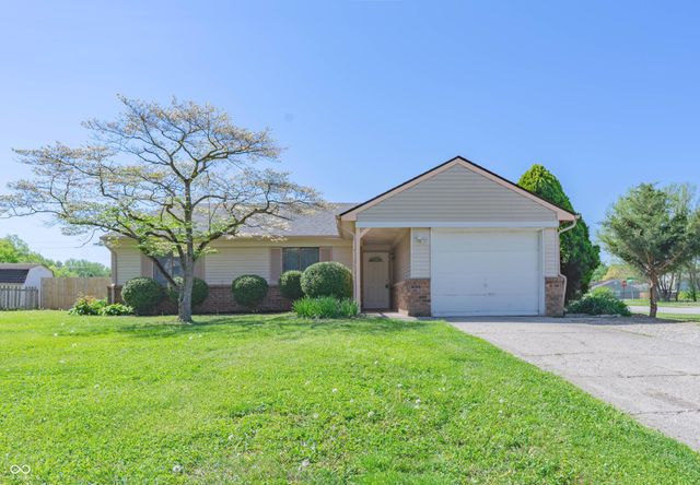 3533 Holly Circle, Indianapolis, IN 46227