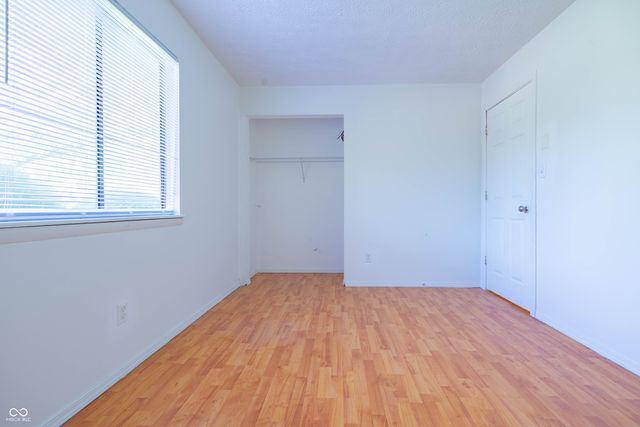 3533 Holly Circle, Indianapolis, IN 46227