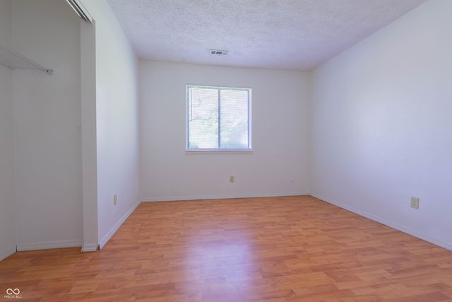 3533 Holly Circle, Indianapolis, IN 46227