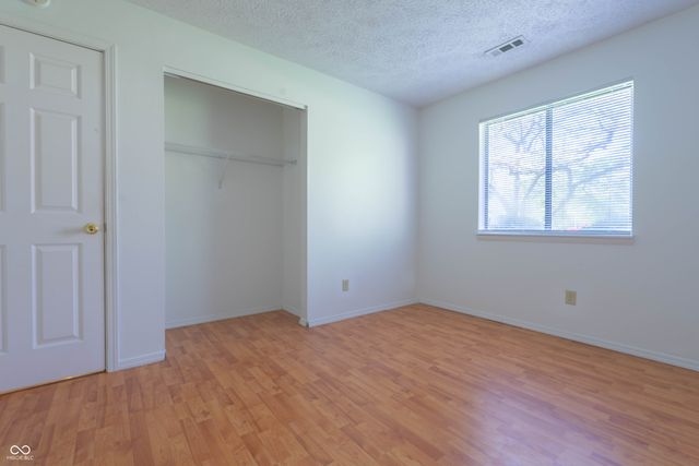 3533 Holly Circle, Indianapolis, IN 46227