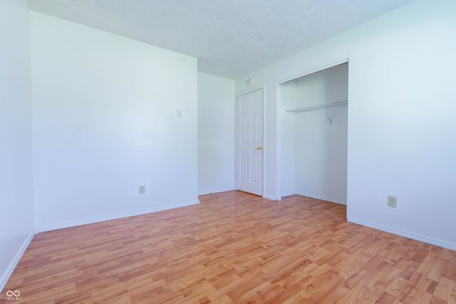 3533 Holly Circle, Indianapolis, IN 46227