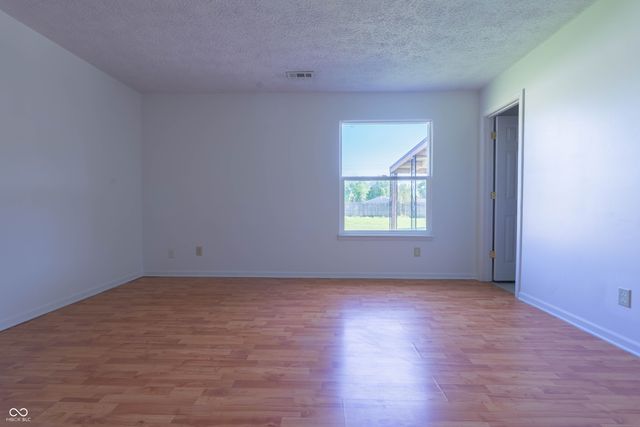 3533 Holly Circle, Indianapolis, IN 46227