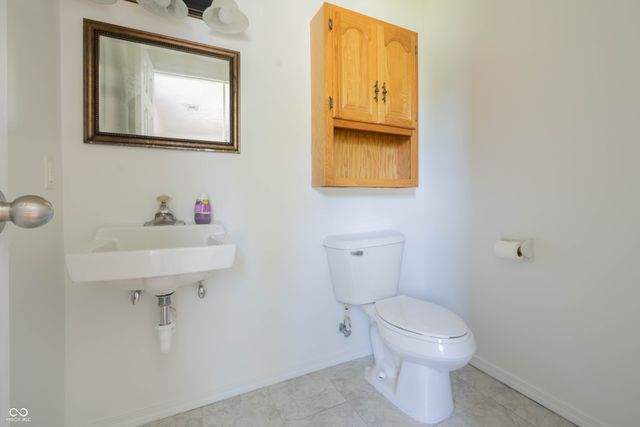 3533 Holly Circle, Indianapolis, IN 46227