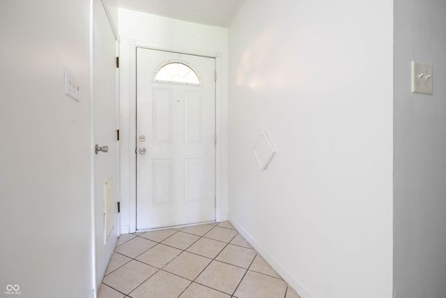 3533 Holly Circle, Indianapolis, IN 46227