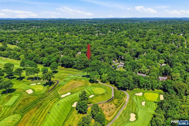 558 Green Lane, River Vale, NJ 07675
