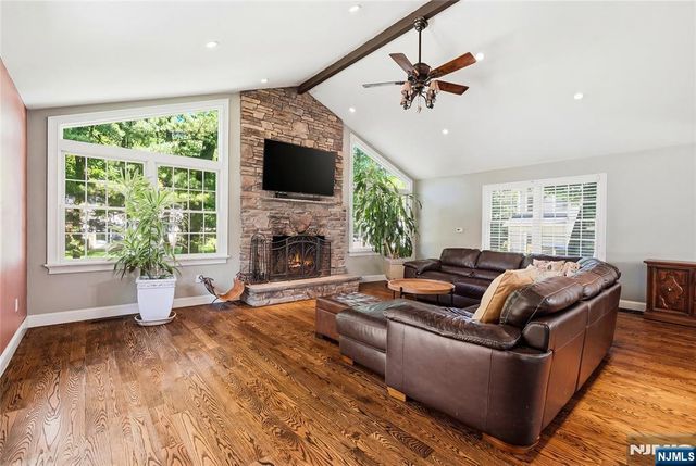 558 Green Lane, River Vale, NJ 07675