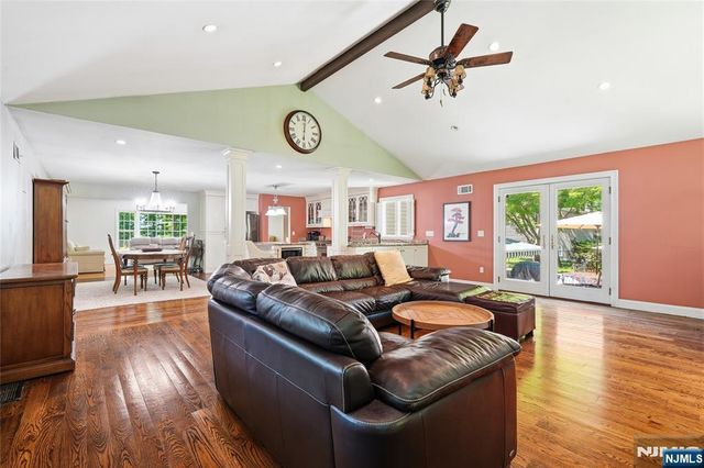 558 Green Lane, River Vale, NJ 07675