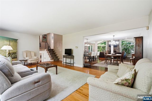 558 Green Lane, River Vale, NJ 07675