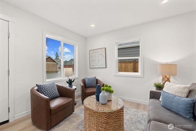 1314 N 3rd Street, Renton, WA 98057