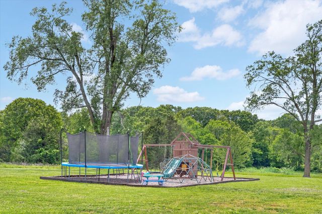 1115 Highlandville Road, Highlandville, MO 65669