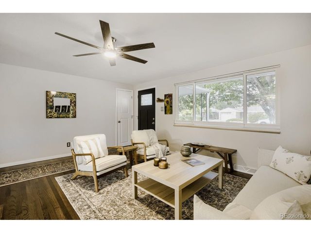 1241 Vivian St, Longmont, CO 80501