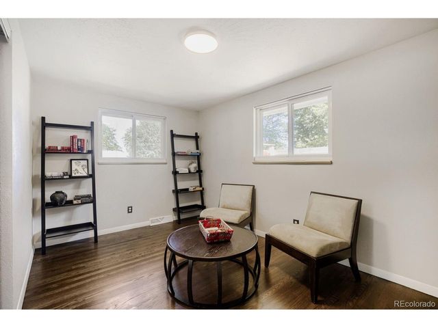 1241 Vivian St, Longmont, CO 80501