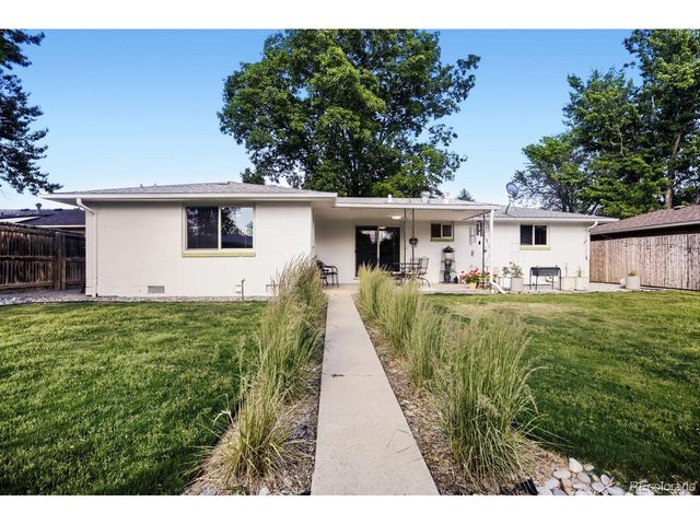 1241 Vivian St, Longmont, CO 80501