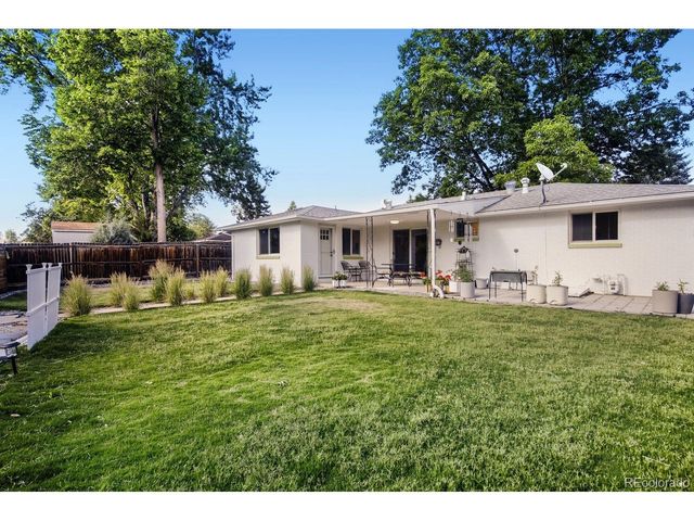 1241 Vivian St, Longmont, CO 80501