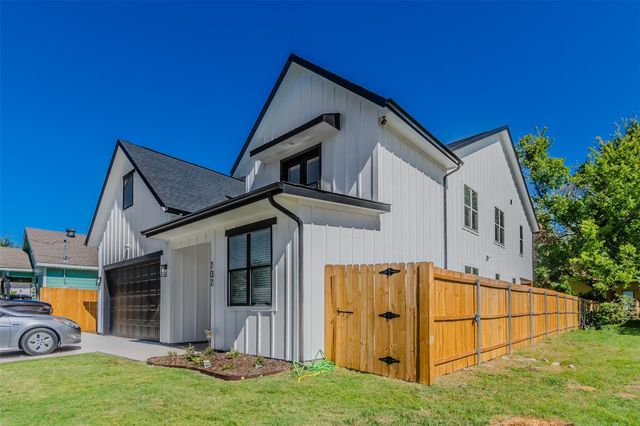 702 Graham Avenue, Dallas, TX 75223