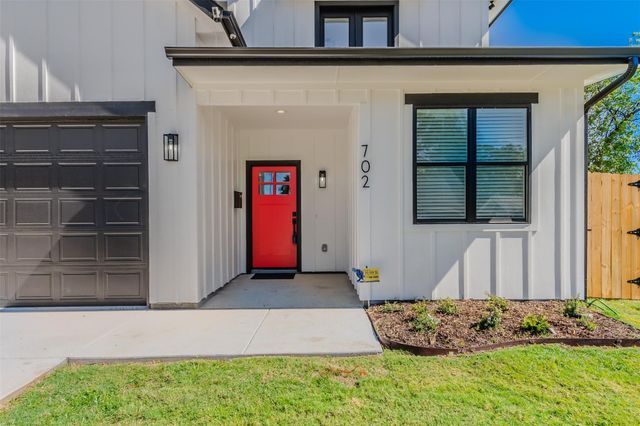 702 Graham Avenue, Dallas, TX 75223