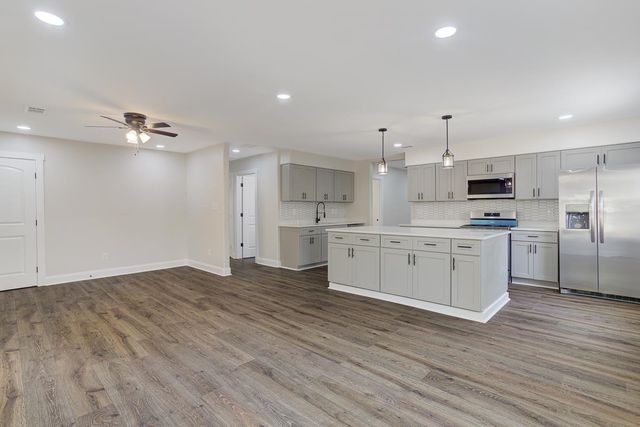 960 DILLWORTH ST, Memphis, TN 38122