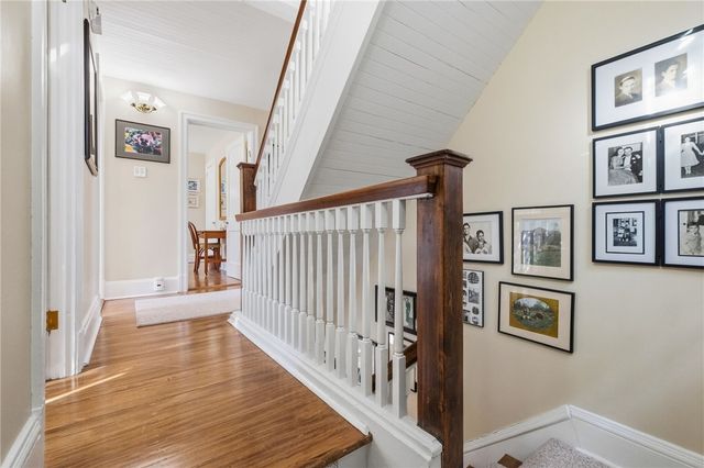 516 Roslyn Pl, Shadyside, PA 15232