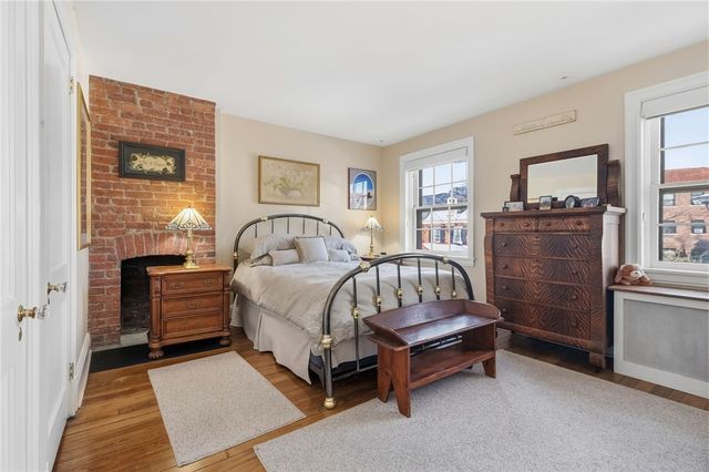 516 Roslyn Pl, Shadyside, PA 15232