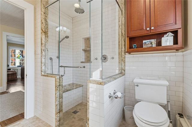 516 Roslyn Pl, Shadyside, PA 15232