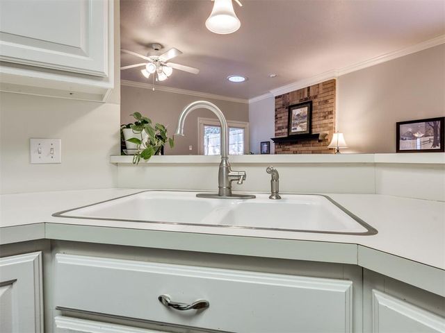 117 Woodbridge Circle, Edmond, OK 73012