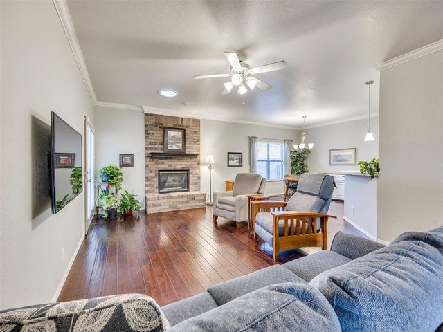 117 Woodbridge Circle, Edmond, OK 73012