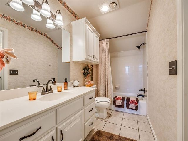 117 Woodbridge Circle, Edmond, OK 73012