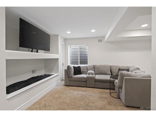 5521 Lost Meadow Trl, Castle Rock, CO 80104