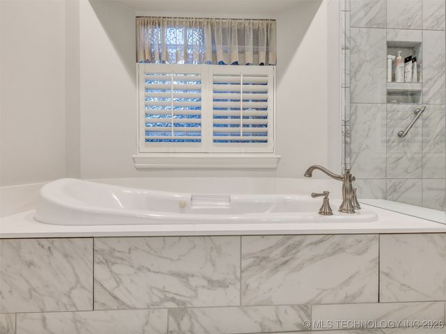 11579 S 67th East Avenue, Bixby, OK 74008