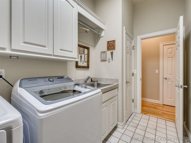 11579 S 67th East Avenue, Bixby, OK 74008