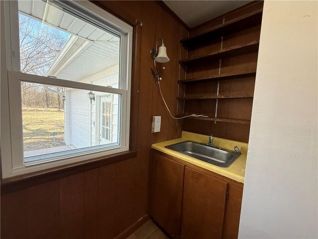 792 S 196th Street, Pittsburg, KS 66762