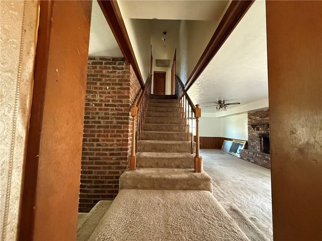 792 S 196th Street, Pittsburg, KS 66762