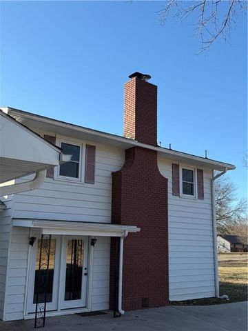 792 S 196th Street, Pittsburg, KS 66762