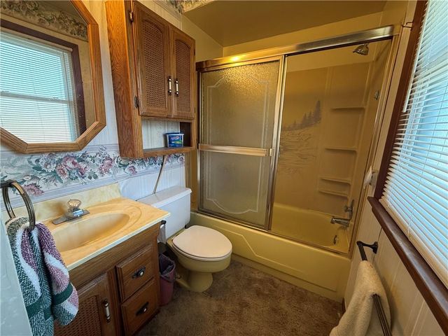 792 S 196th Street, Pittsburg, KS 66762