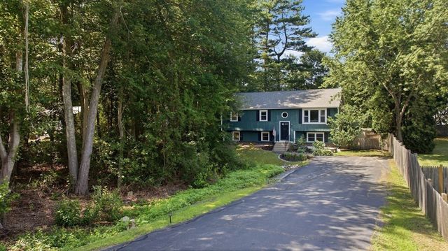 668 Summer St, Rockland, MA 02370