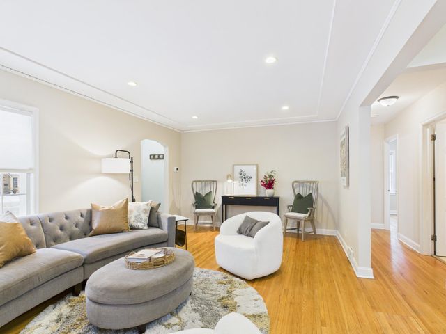 4534 Vallacher Avenue, Saint Louis Park, MN 55416