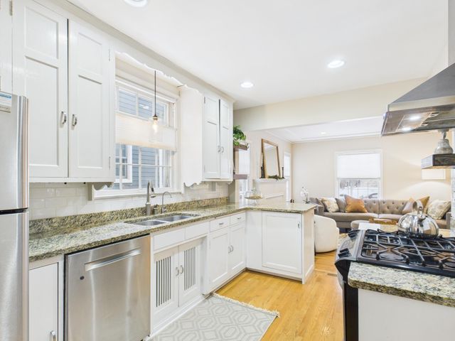 4534 Vallacher Avenue, Saint Louis Park, MN 55416