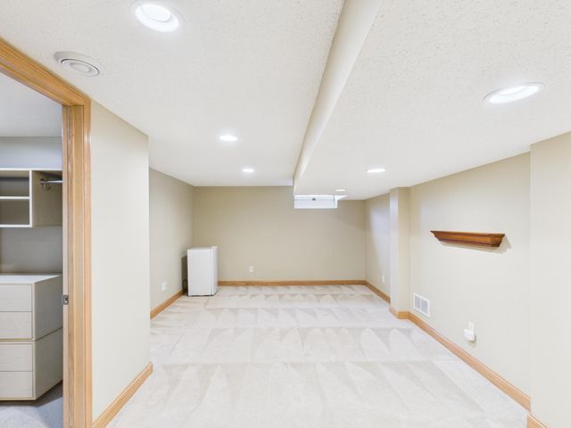 4534 Vallacher Avenue, Saint Louis Park, MN 55416