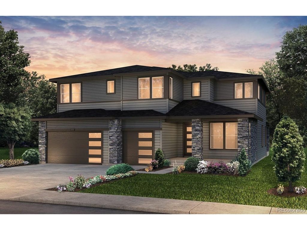 8449 Ordway Dr, Littleton, CO 80125