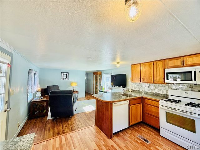 17 Gerdon Drive, Richland, NY 13144