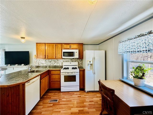 17 Gerdon Drive, Richland, NY 13144