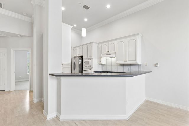 4097 Oberlin Way, Addison, TX 75001