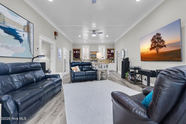 7110 N Us 17 Highway, Vanceboro, NC 28586