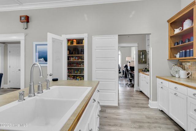 7110 N Us 17 Highway, Vanceboro, NC 28586