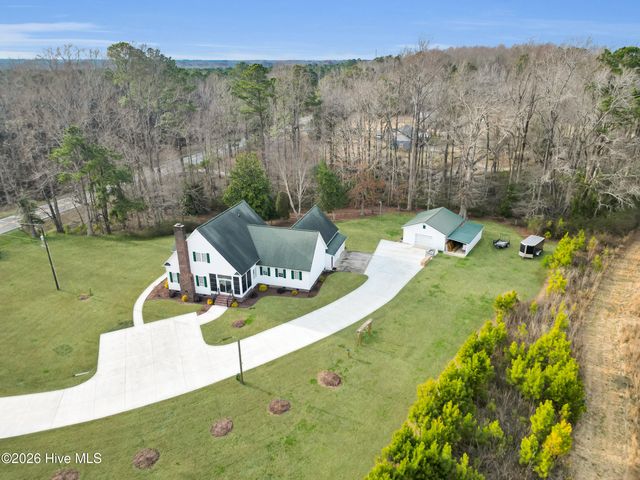 7110 N Us 17 Highway, Vanceboro, NC 28586