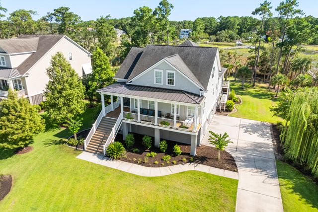 3000 Yachtsman Drive, Mount Pleasant, SC 29466