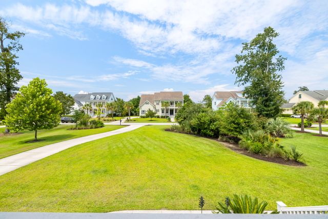3000 Yachtsman Drive, Mount Pleasant, SC 29466