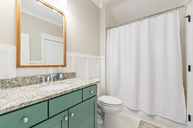 3000 Yachtsman Drive, Mount Pleasant, SC 29466